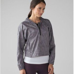 Lululemon Athletica I Put A Shell On You 1/2 zip water repellent jacket size 6